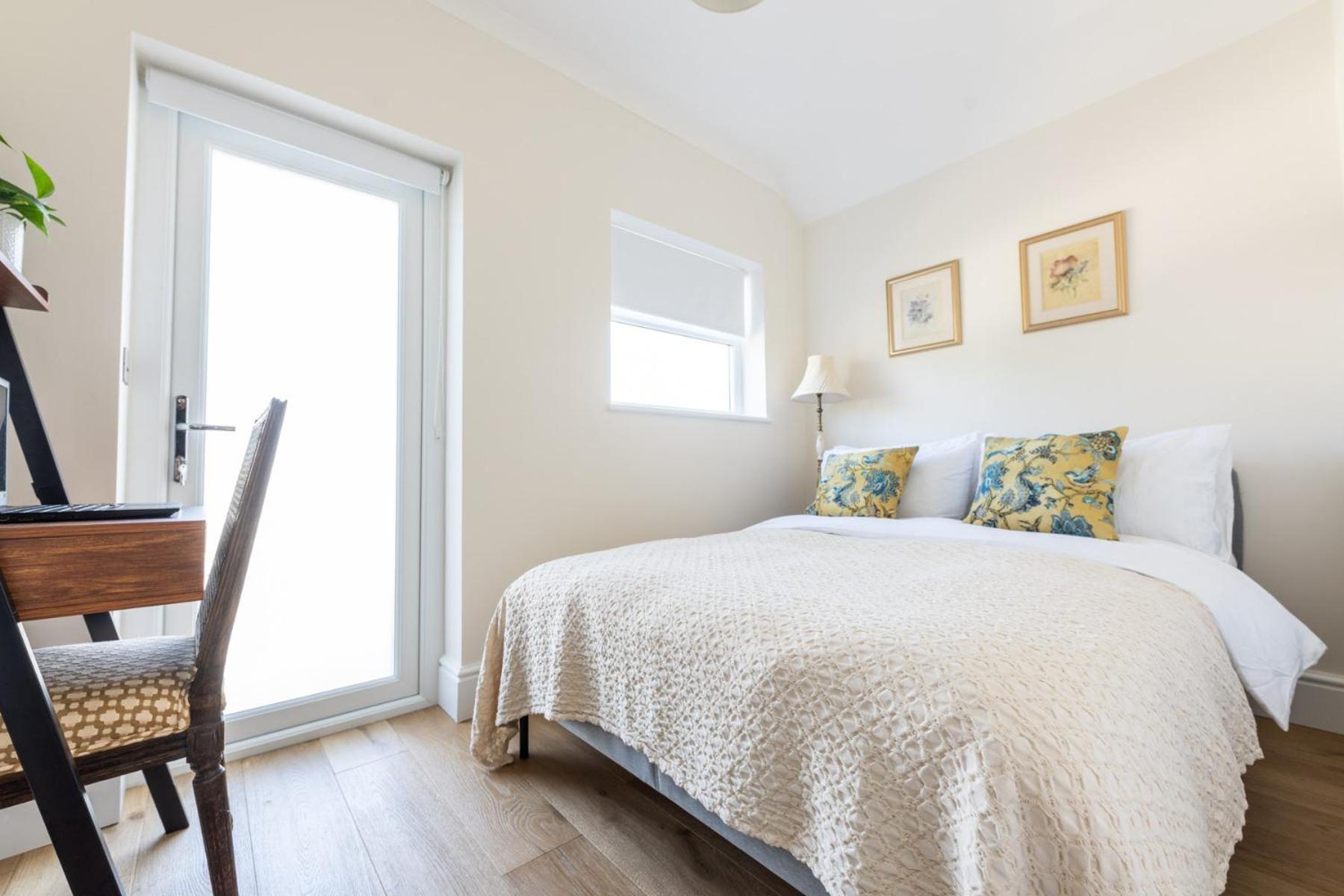 Charming Elegance At The Pontcanna Pearl - Prime Location With Comfort And Style Cardiff Exterior photo